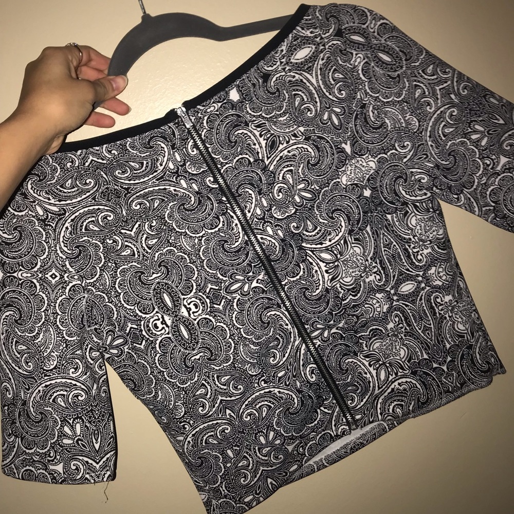 EXPRESS DRESS CROP SHIRT